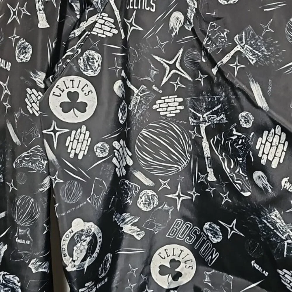 Boston Celtics The Very Warm x NBALab Reversible Windbreaker Jacket Medium New - Picture 7 of 12